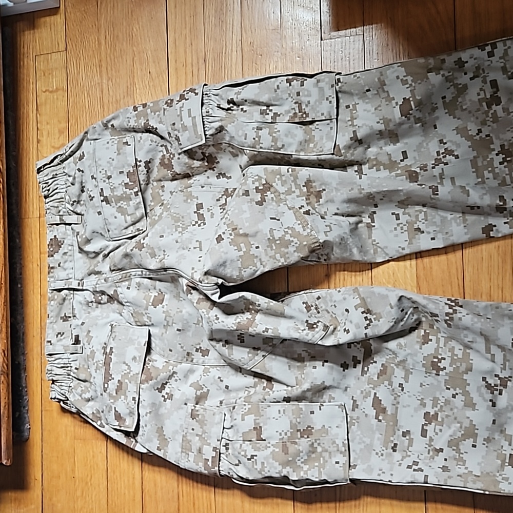 USMC MARPAT Utility Trousers - Picture 8 of 9